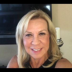 Meet your Posher, Brenda